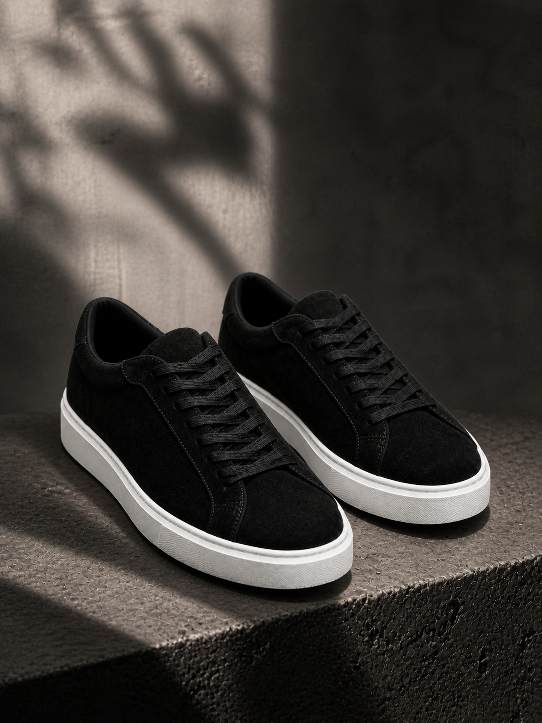 Arena Black Suede Court